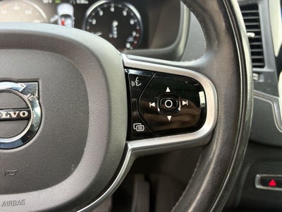 2020 Volvo XC90 T5 Momentum