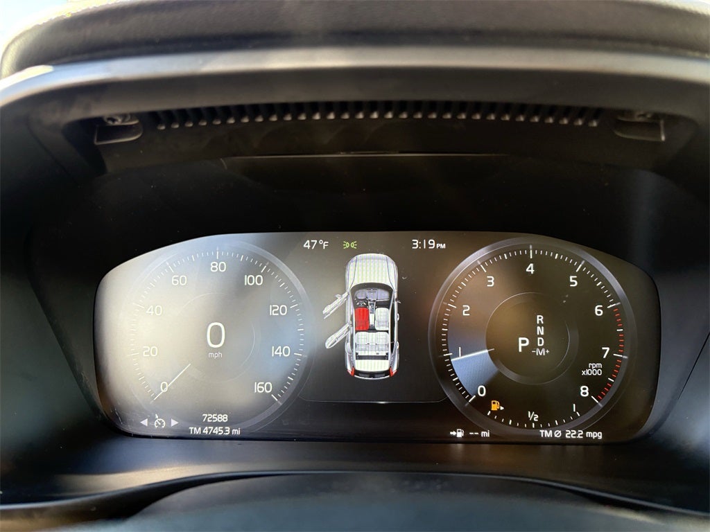 2021 Volvo XC40 Momentum