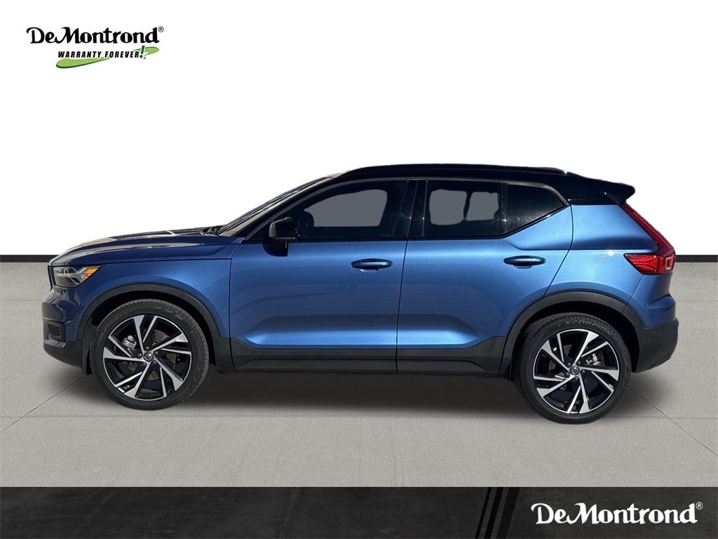 2021 Volvo XC40 R-Design