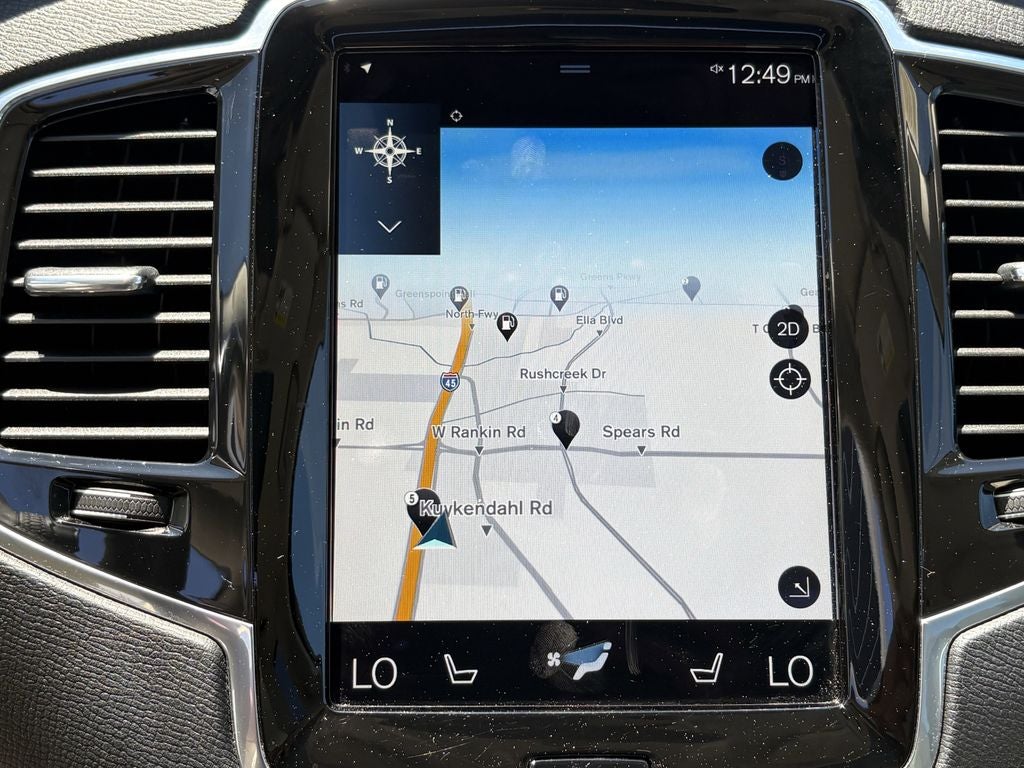 2022 Volvo XC90 T6 Momentum