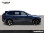 2022 Volvo XC90 T6 Momentum