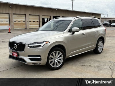 2016 Volvo XC90 T6 Momentum