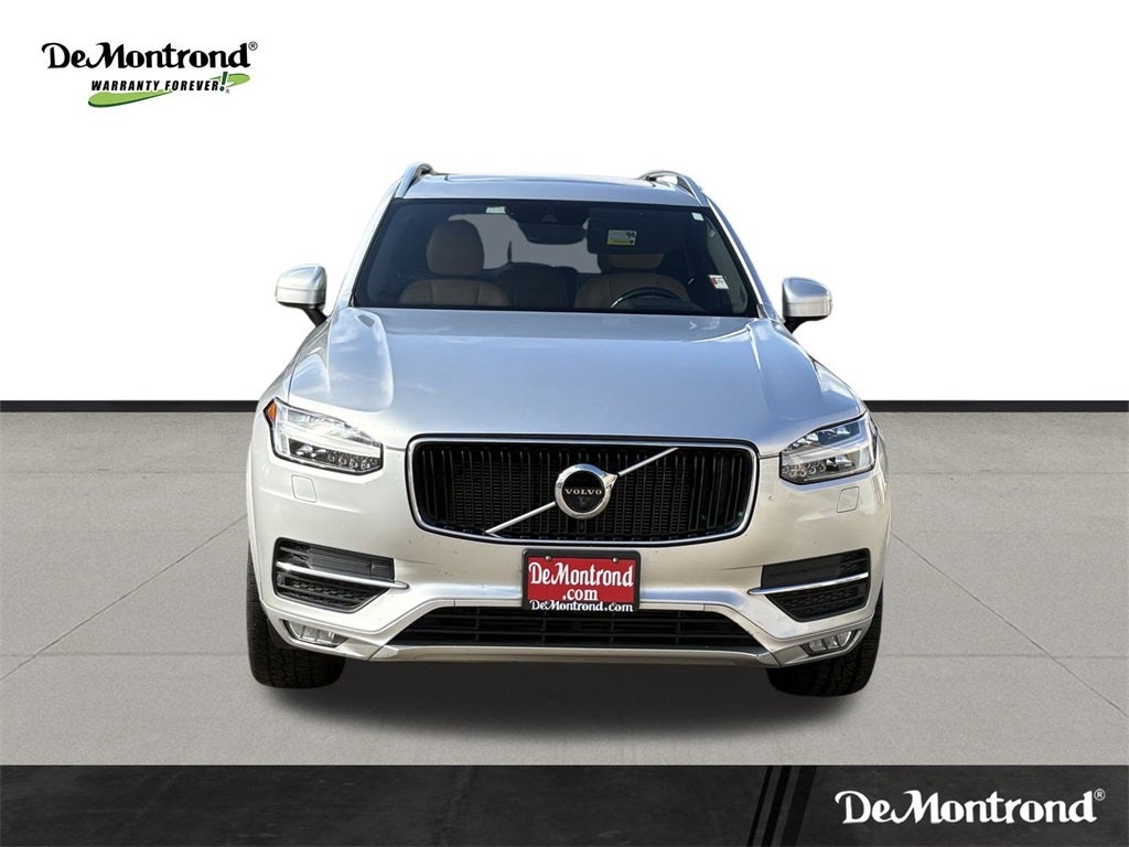 2017 Volvo XC90 T6 Momentum