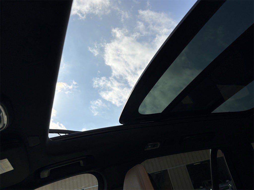 2017 Volvo XC90 T6 Momentum