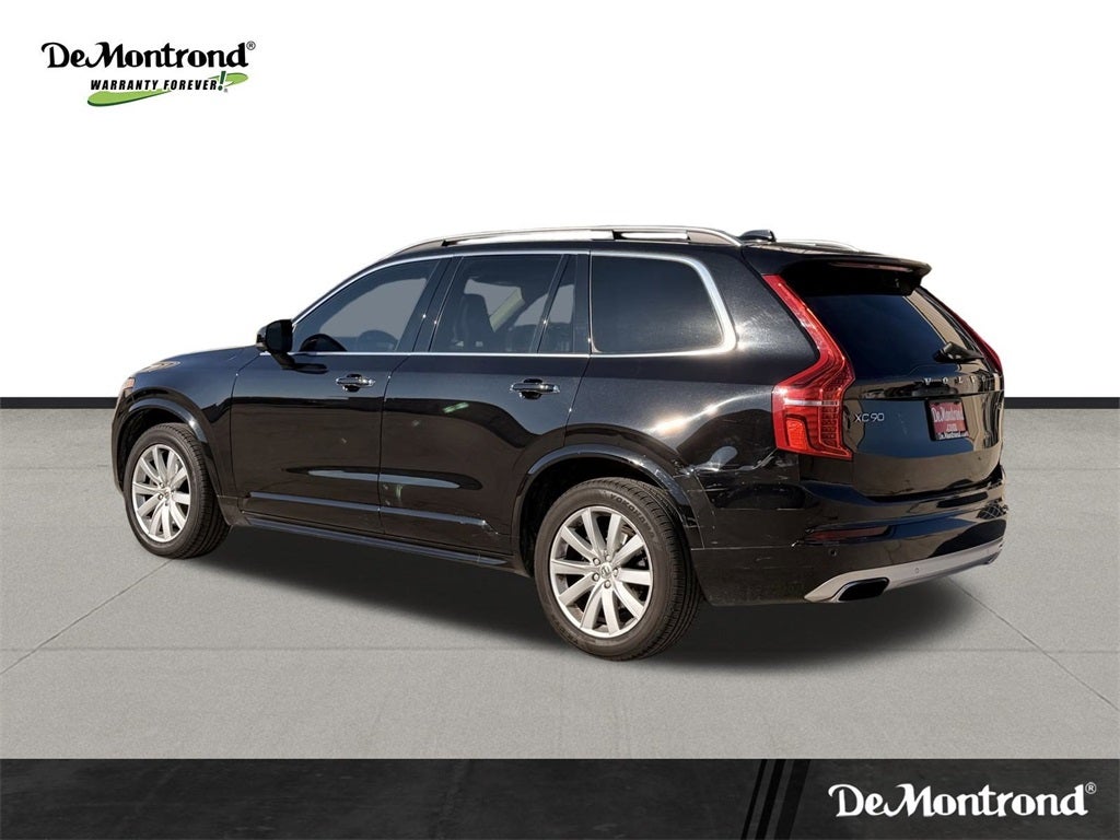 2016 Volvo XC90 T6 Momentum