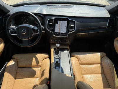 2022 Volvo XC90 T6 Inscription