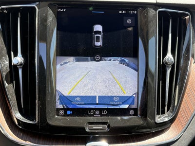 2023 Volvo XC60 B5 Plus Bright Theme