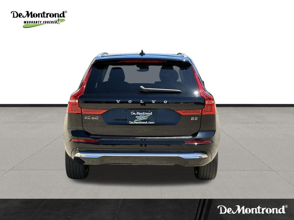 2023 Volvo XC60 B5 Plus Bright Theme
