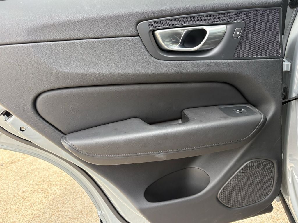 2024 Volvo XC60 B5 Core