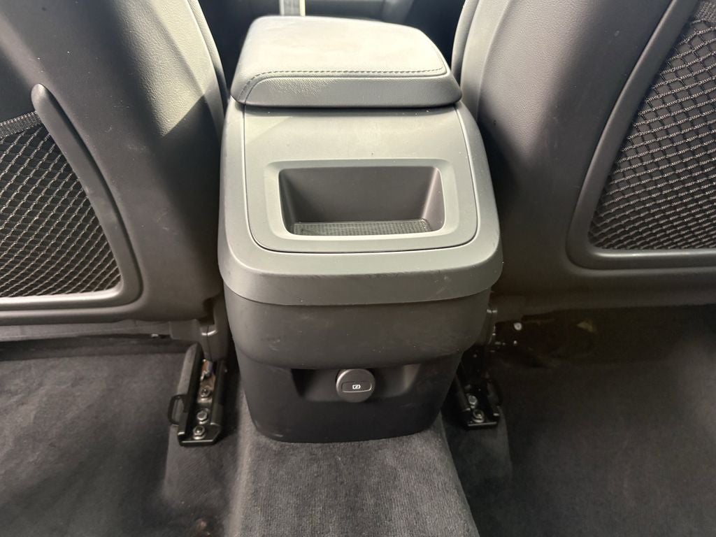 2024 Volvo XC60 B5 Core