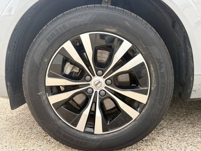 2024 Volvo XC60 B5 Core