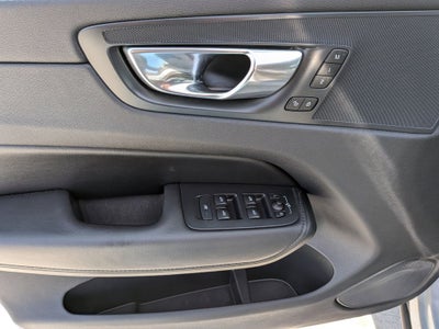 2024 Volvo XC60 B5 Core