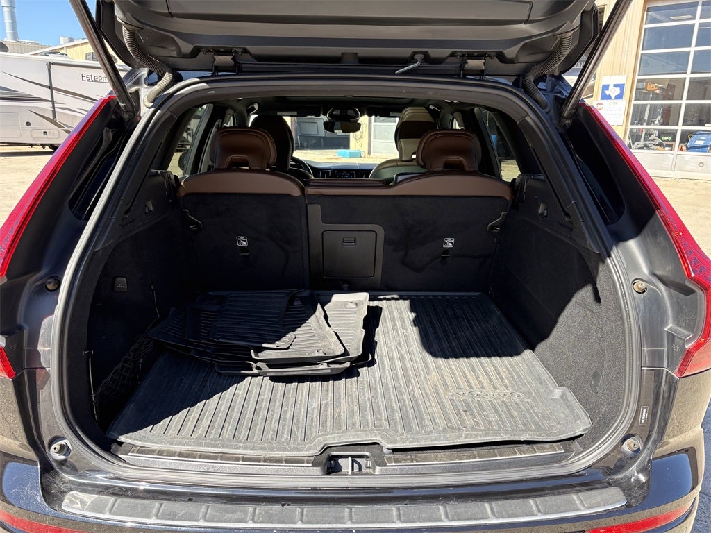 2022 Volvo XC60 B5 Inscription