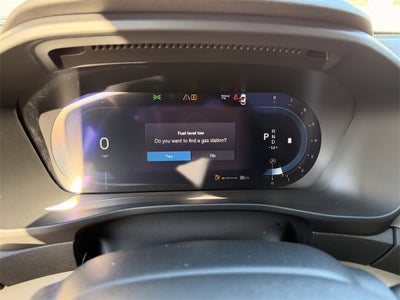 2023 Volvo XC40 Ultimate BRIGHT THEME