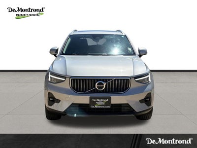 2023 Volvo XC40 B5 Plus Bright Theme