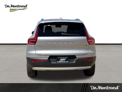 2023 Volvo XC40 B5 Plus Bright Theme