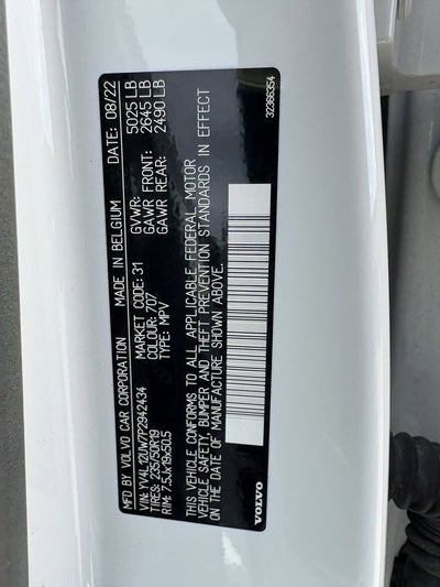 2023 Volvo XC40 B5 Plus Dark Theme