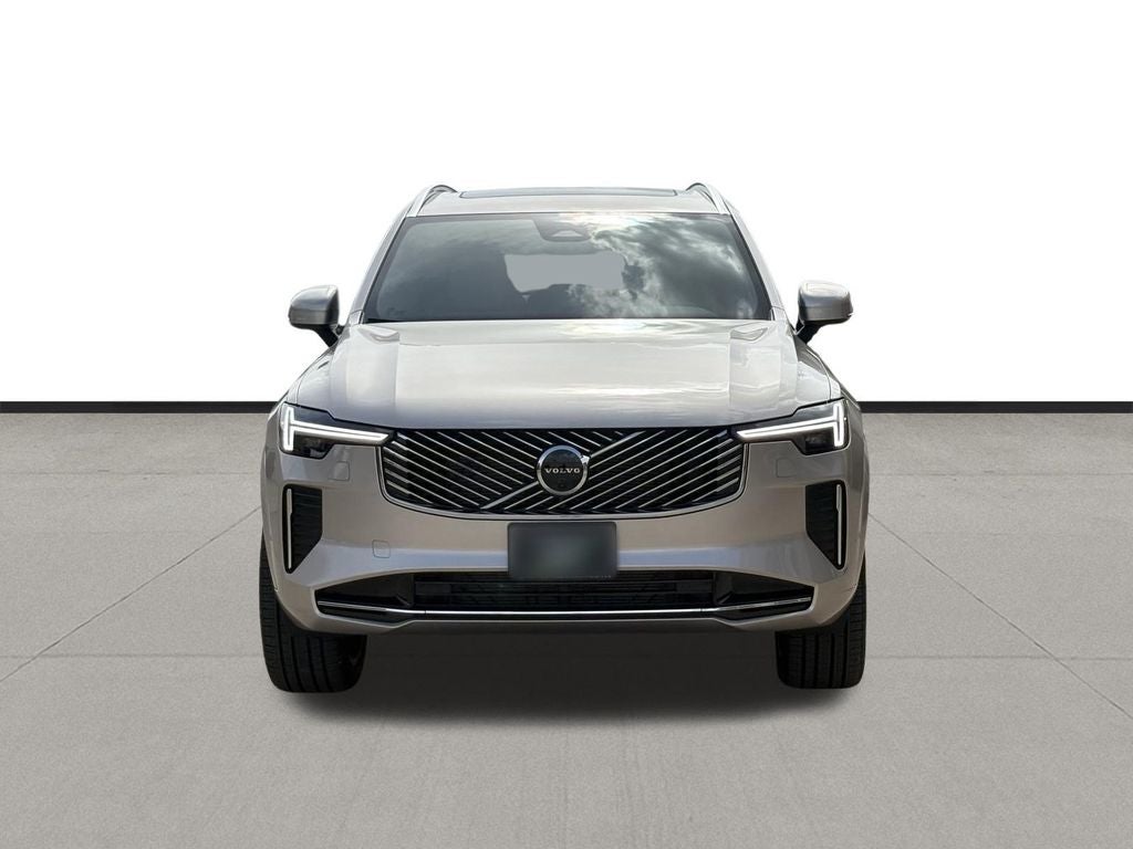2026 Volvo XC90 B5 Plus