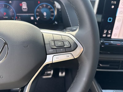 2026 Volkswagen Atlas Cross Sport SEL R-Line Black