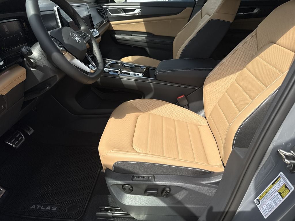 2026 Volkswagen Atlas Cross Sport 2.0T SEL R-Line Black