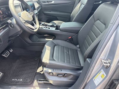 2026 Volkswagen Atlas Cross Sport 2.0T SEL R-Line Black