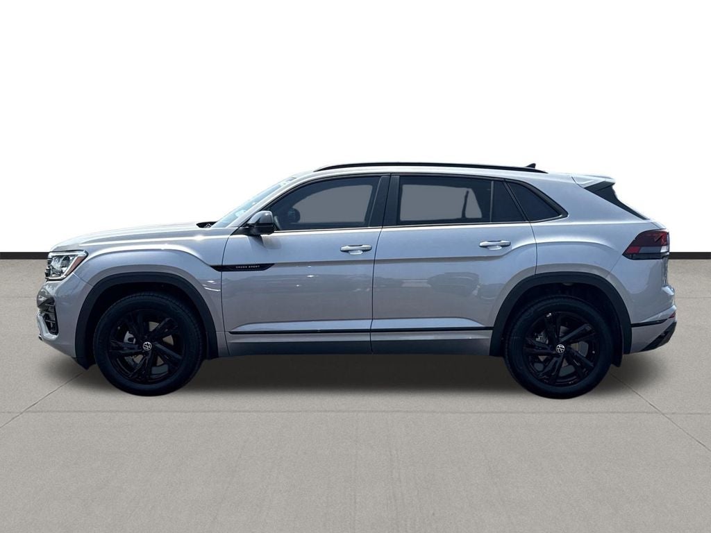 2026 Volkswagen Atlas Cross Sport 2.0T SEL R-Line Black