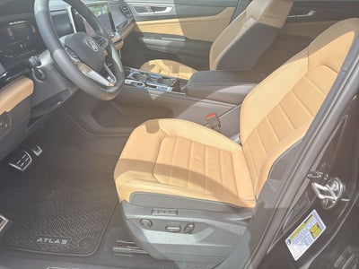2026 Volkswagen Atlas Cross Sport 2.0T SEL R-Line Black