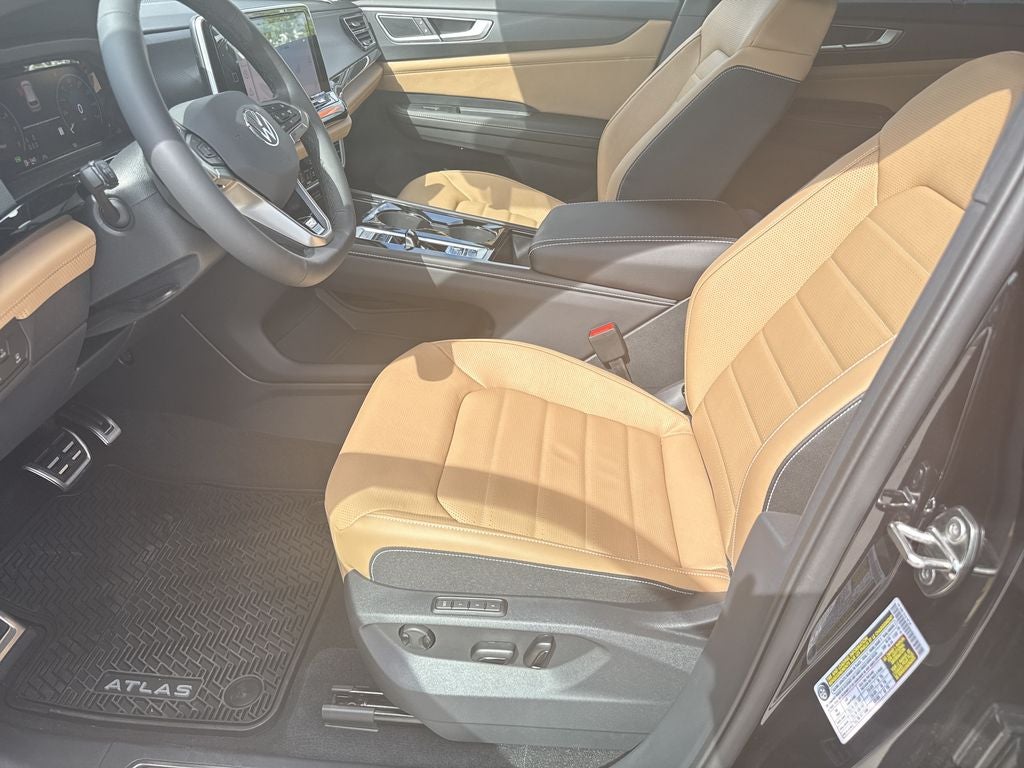 2026 Volkswagen Atlas Cross Sport 2.0T SEL R-Line Black