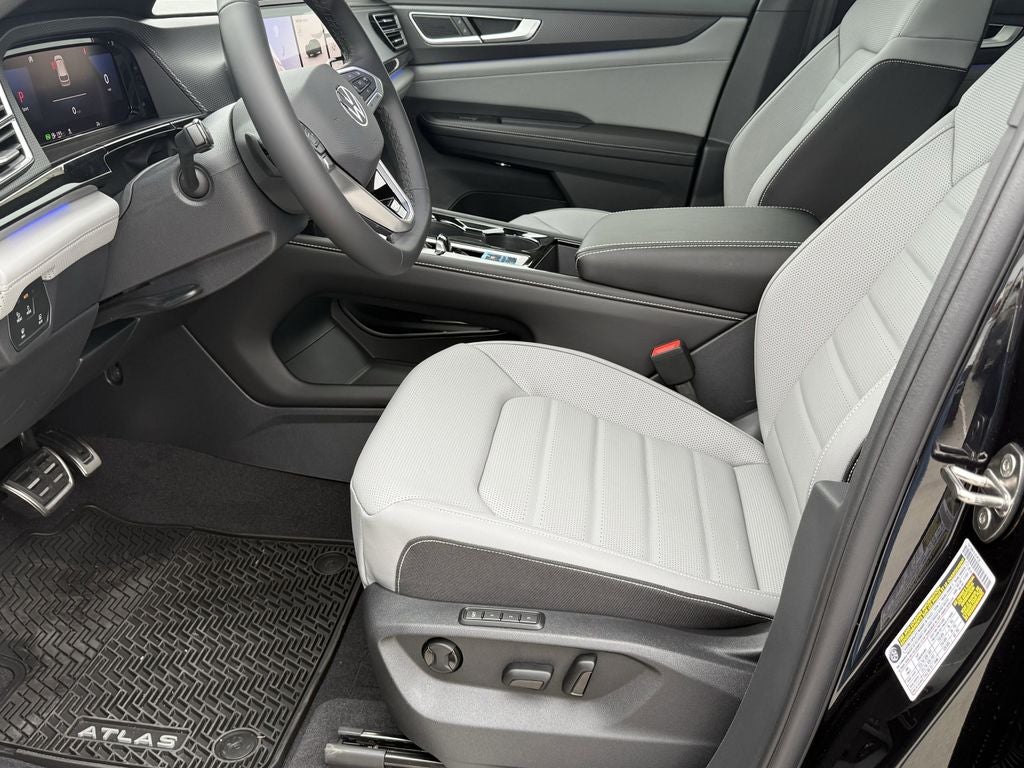 2026 Volkswagen Atlas Cross Sport 2.0T SEL R-Line Black