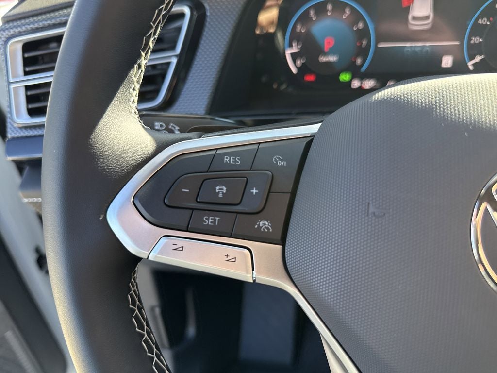 2026 Volkswagen Atlas Cross Sport 2.0T SEL