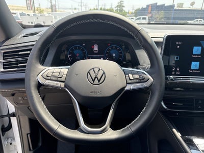 2026 Volkswagen Atlas Cross Sport 2.0T SEL
