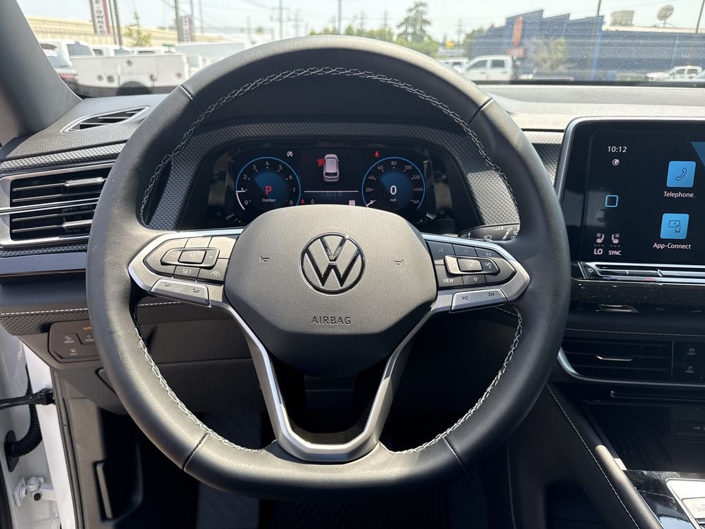 2026 Volkswagen Atlas Cross Sport 2.0T SEL