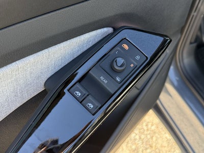 2025 Volkswagen ID.4 Pro