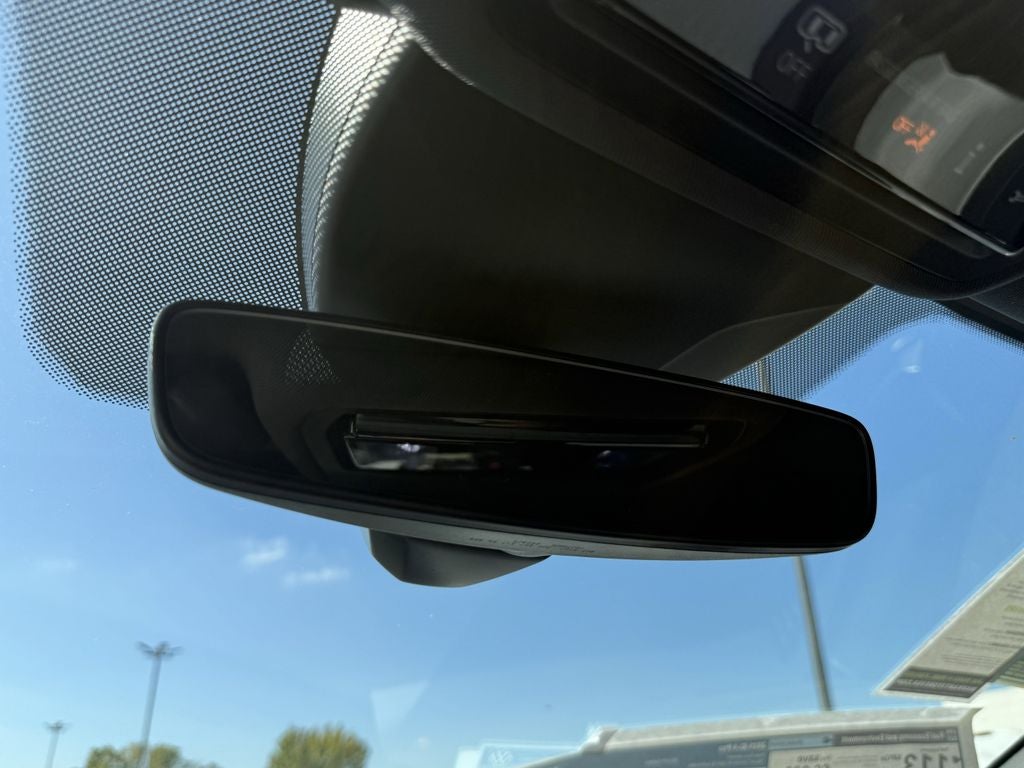 2025 Volkswagen ID.4 Pro