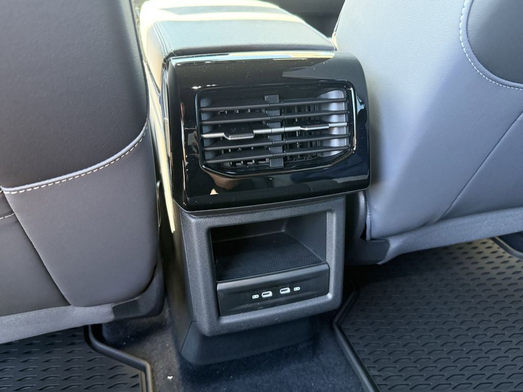 2025 Volkswagen ID.4 Pro