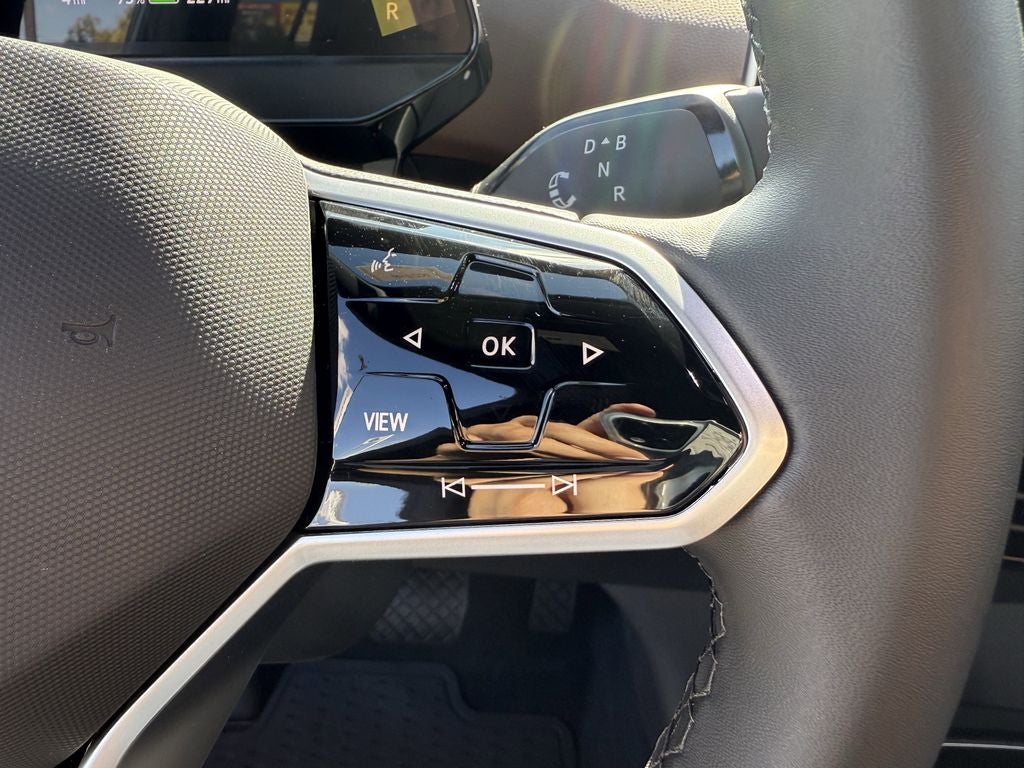 2025 Volkswagen ID.4 Pro