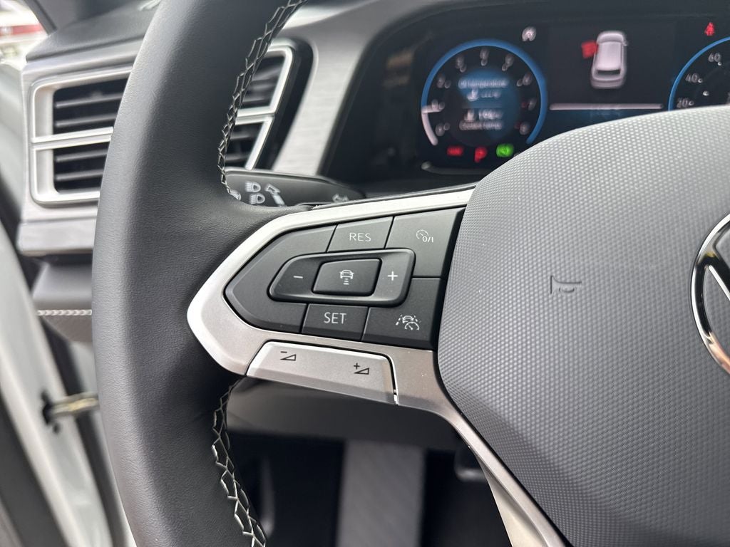 2026 Volkswagen Atlas Cross Sport 2.0T SE