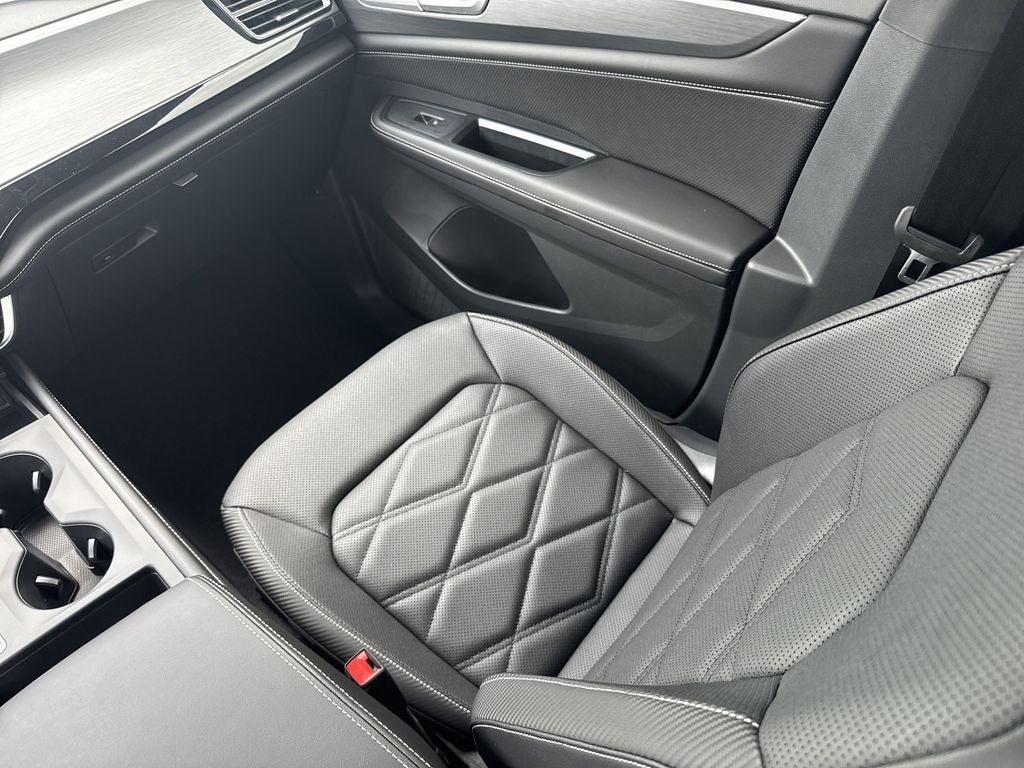 2026 Volkswagen Atlas Cross Sport 2.0T SE