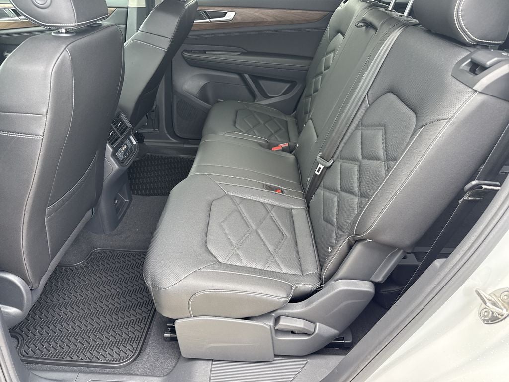 2026 Volkswagen Atlas SE
