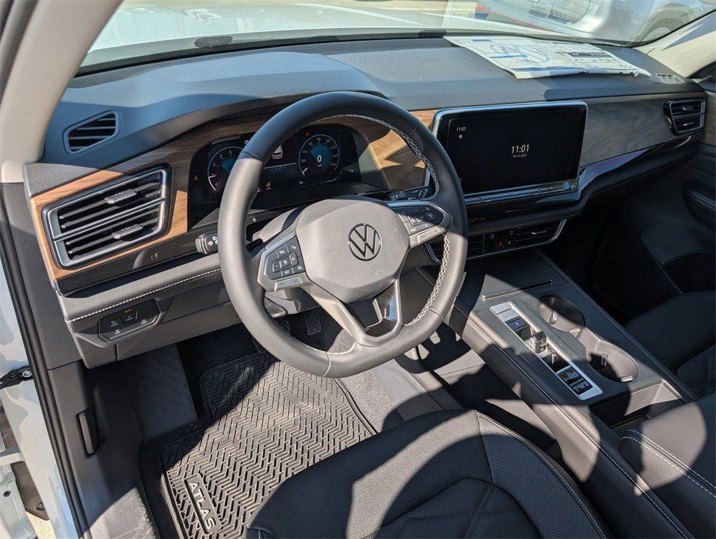 2026 Volkswagen Atlas 2.0T SE