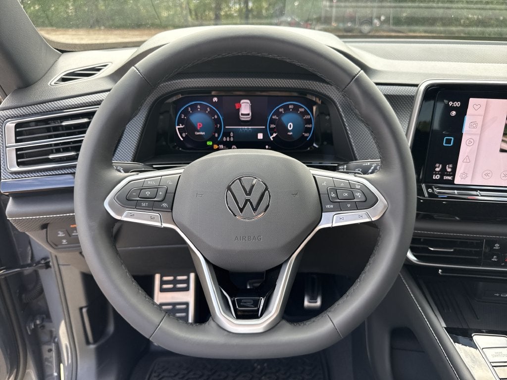 2026 Volkswagen Atlas Cross Sport SEL Premium R-Line