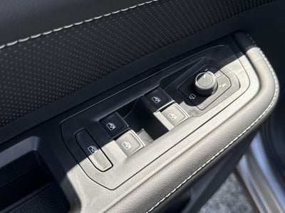 2026 Volkswagen Atlas Cross Sport SEL Premium R-Line