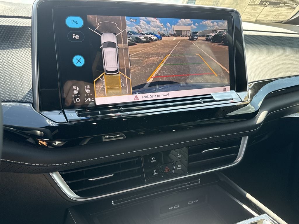 2026 Volkswagen Atlas Cross Sport SEL Premium R-Line