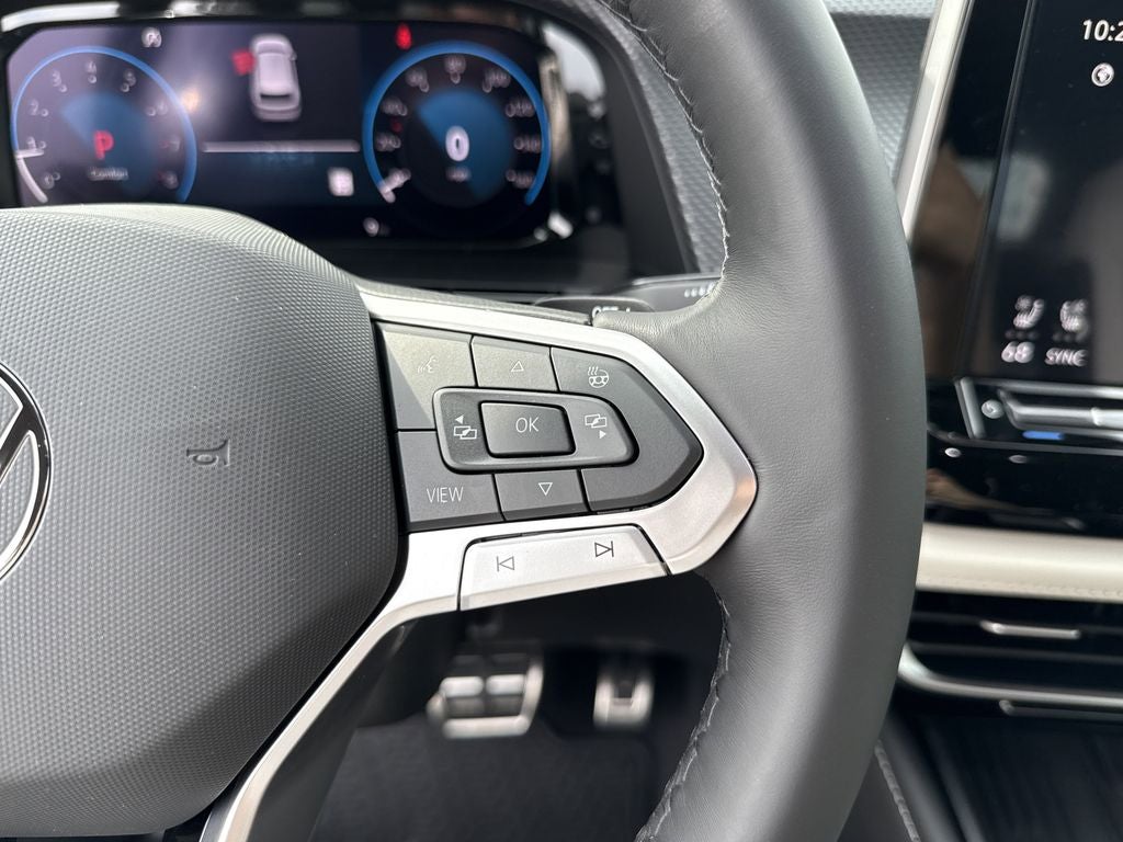 2026 Volkswagen Atlas Cross Sport 2.0T SEL Premium R-Line