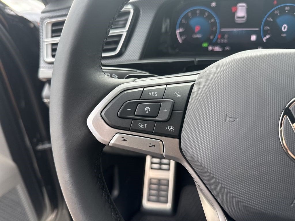 2026 Volkswagen Atlas Cross Sport SEL Premium R-Line