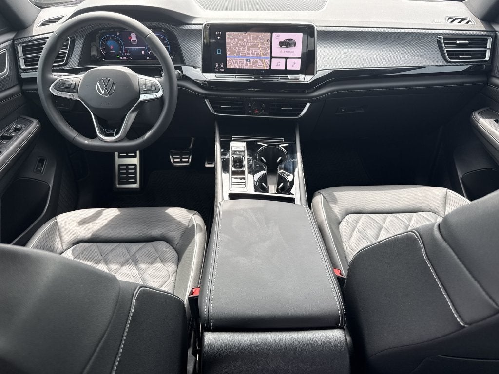2026 Volkswagen Atlas Cross Sport SEL Premium R-Line