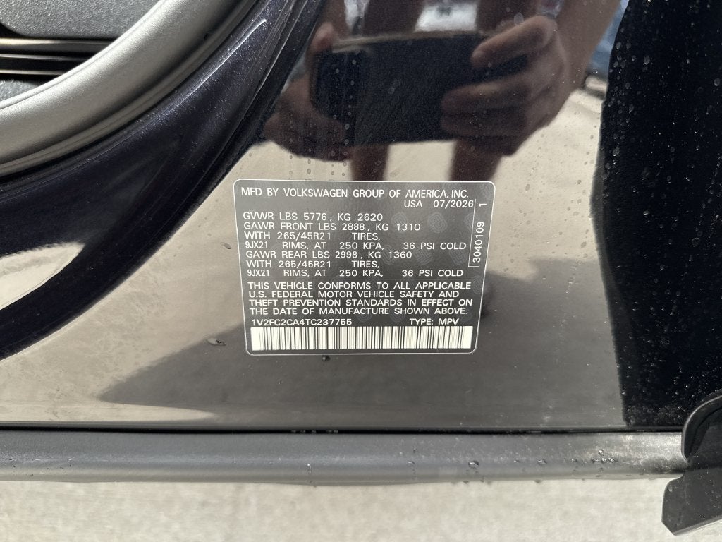 2026 Volkswagen Atlas Cross Sport SEL Premium R-Line