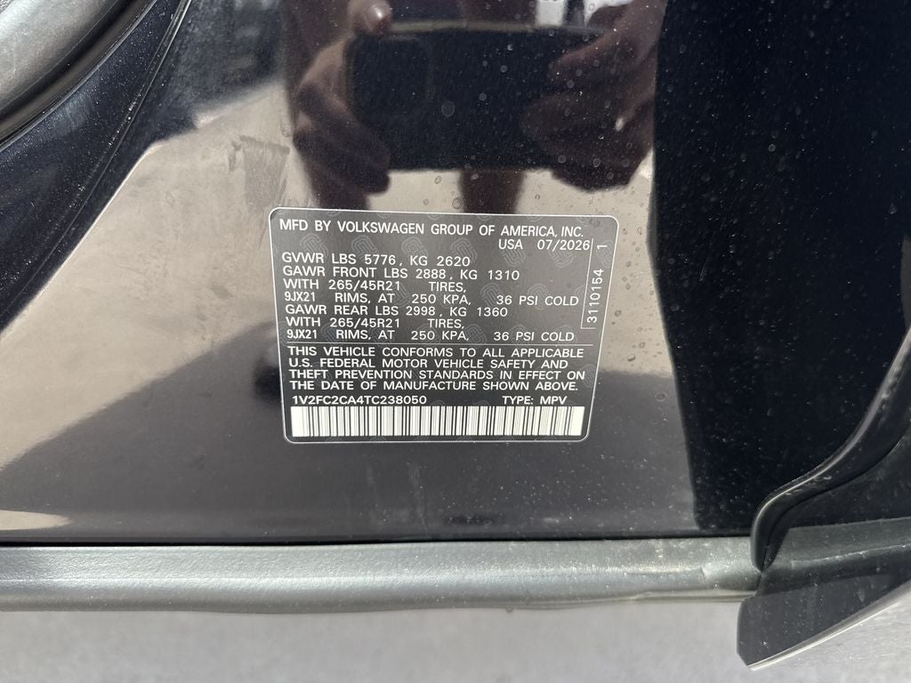 2026 Volkswagen Atlas Cross Sport 2.0T SEL Premium R-Line