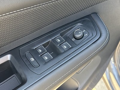 2026 Volkswagen Atlas Cross Sport SEL Premium R-Line