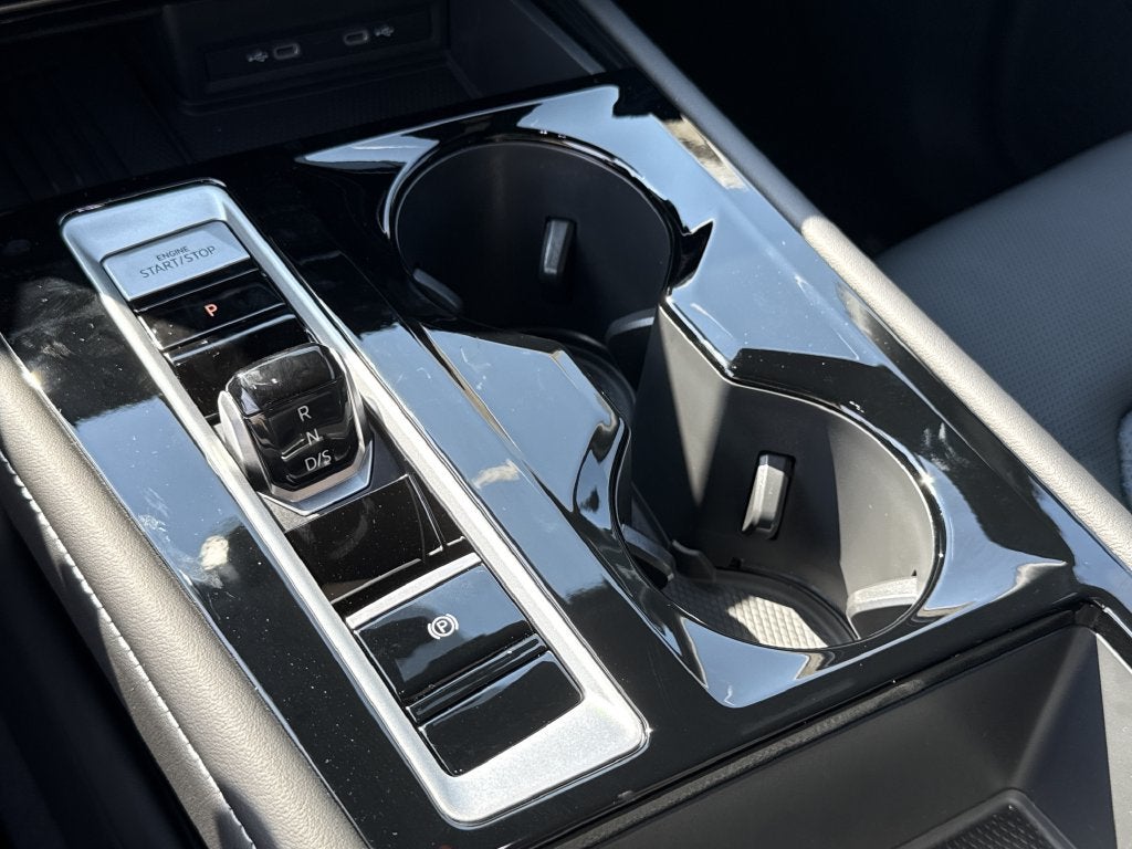 2026 Volkswagen Atlas Cross Sport SEL Premium R-Line
